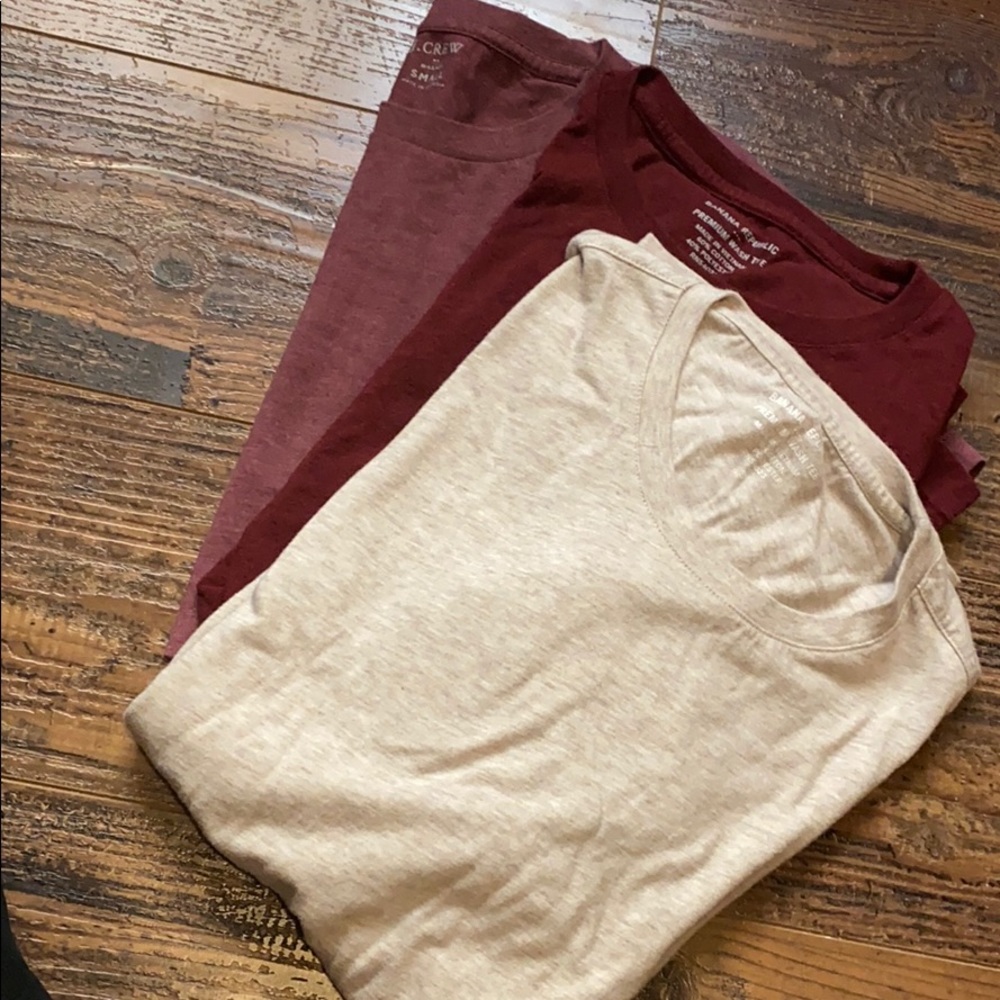 Men’s small t shirts